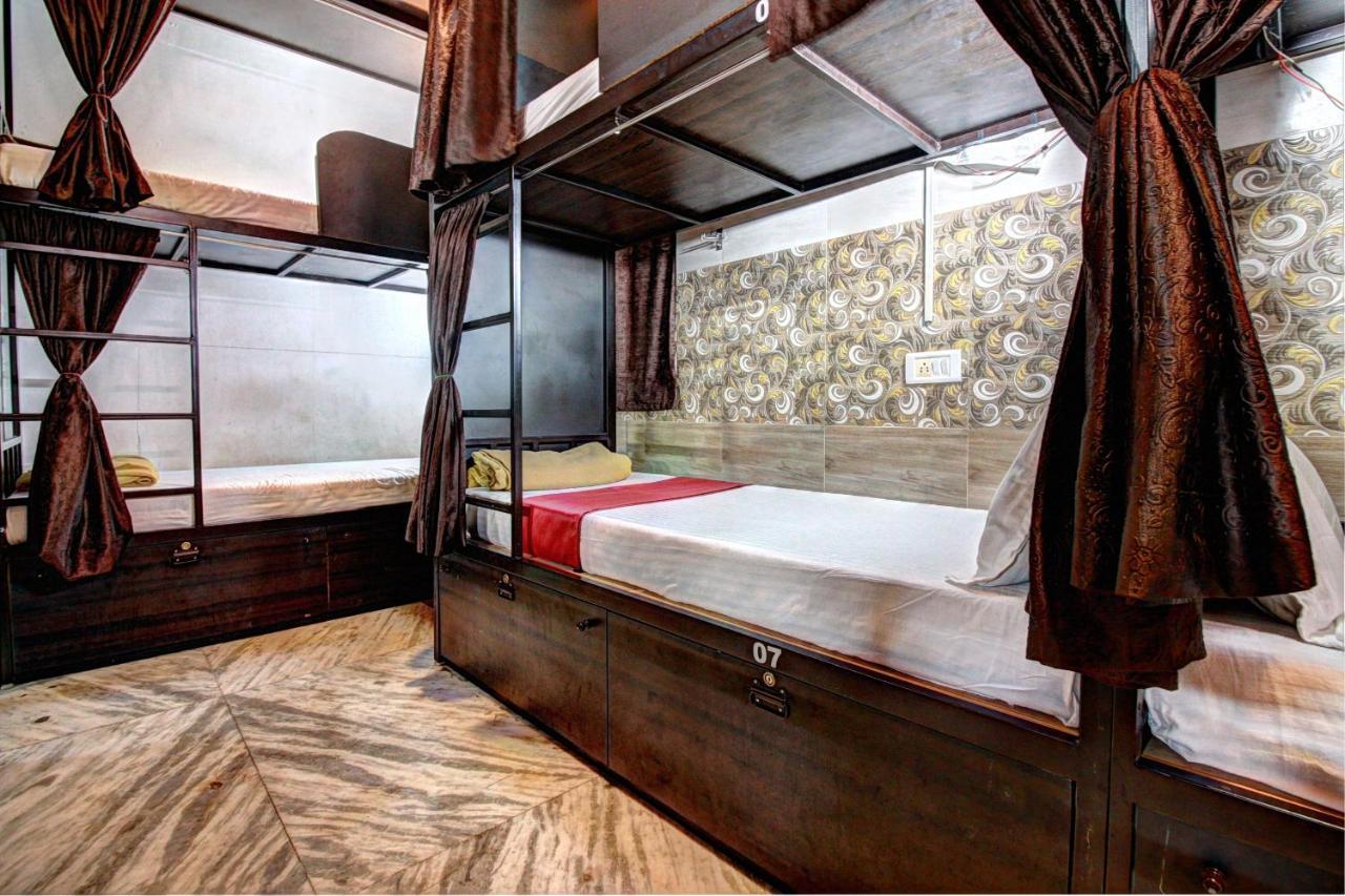 Hostel Sunshine Backpackers, Airport Bombaj Zewnętrze zdjęcie