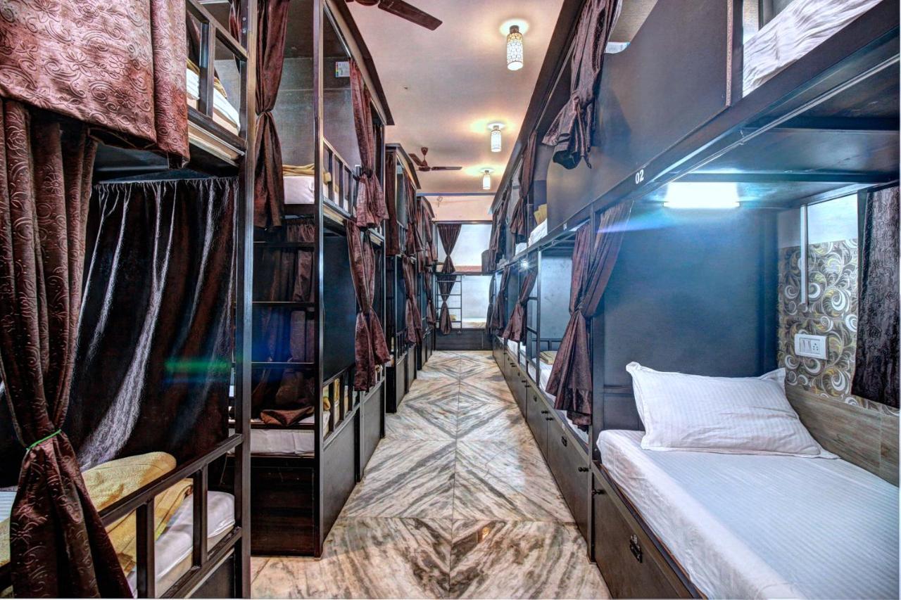 Hostel Sunshine Backpackers, Airport Bombaj Zewnętrze zdjęcie